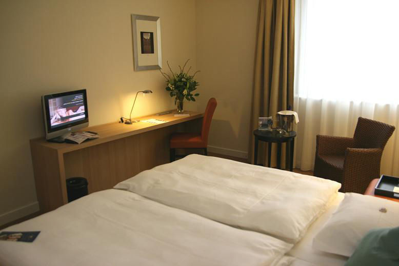 Tulip Inn Hotel Duesseldorf Arena Szoba fotó